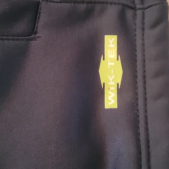 NWT DC Performance Hoodie - Picture 2 of 4